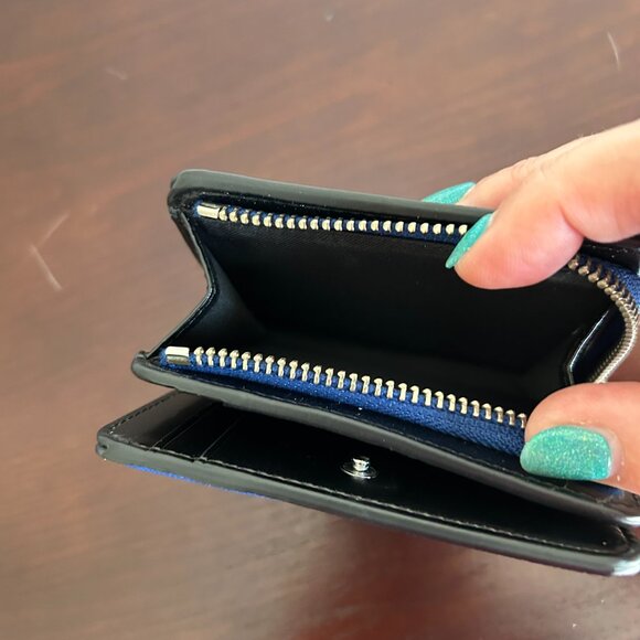 Marc Jacobs compact wallet - Picture 3 of 4